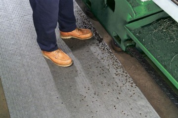 NEWPIG Essentials Pro Сорбент универсальный 0,38x46м