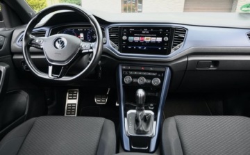 Volkswagen T-Roc I SUV 2.0 TDI 150KM 2020 Volkswagen T-Roc 2,0 TDI 150 KM DSG Nawigacja Kamera DIGITAL FULL UNITED, zdjęcie 16