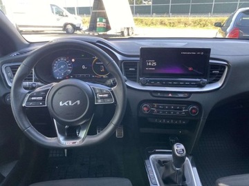 Kia Proceed Shooting Brake Facelifting 1.5 T-GDI 160KM 2023 Kia ProCeed 160 KM Salon PL 1,5T GDI GT-Line TECAEB MANUAL 1.5 Benzyna, zdjęcie 5