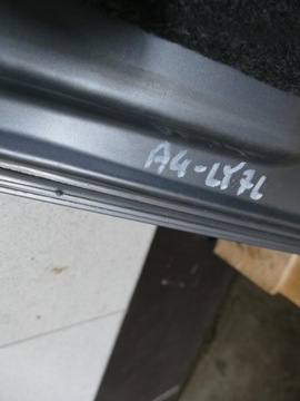 AUDI A4 B5 SEDAN VÍKO KUFRU KUFRU LY7L