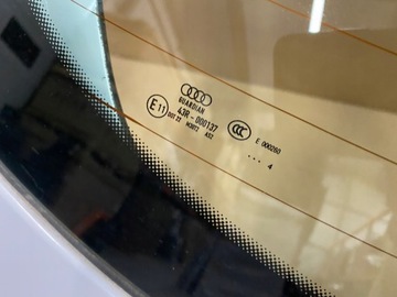 AUDI A7 4G8 VÍKO KUFRU KUFRU LS9R