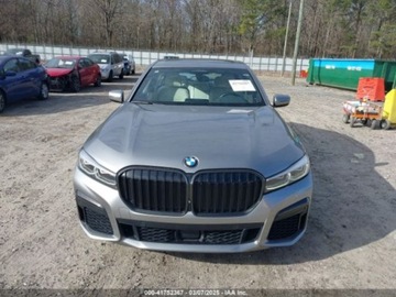 BMW Seria 7 G70 2022 BMW Seria 7 740 I 2022 3.0l 3.0 Benzyna 335KM, zdjęcie 7