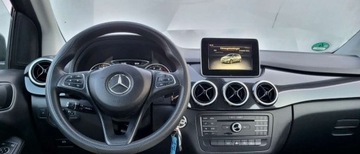 Mercedes Klasa B W246 Sports Tourer Facelifting 1.6 180 122KM 2016 Mercedes-Benz Klasa B 1.6 122 KM Automat Navi bezwypadkowy oplacony Gwaran, zdjęcie 20