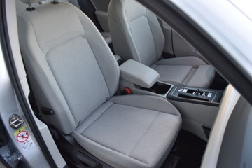 Volkswagen Golf VIII Variant 1.5 eTSI 150KM 2021 Volkswagen Golf Variant Variant 1.5TSI 150KM Pakiety LED ACC Podgrz.fotele, zdjęcie 31