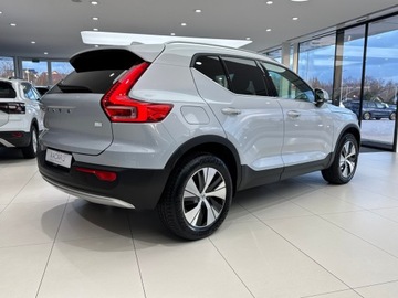 Volvo XC40 Crossover Plug-In Facelifting 1.5 T4 211KM 2022 Volvo XC 40 T4 Plug In Inscription / CarPlay / Naw, zdjęcie 3