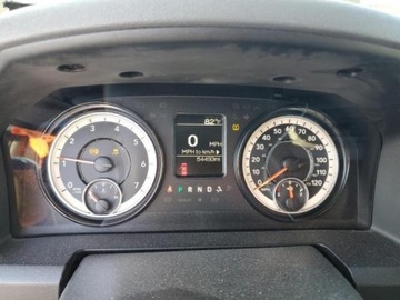  RAM 1500 2019r., 4X4, od ubezpieczalni 5.7 Benzyna 392KM, zdjęcie 9