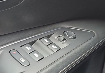 Peugeot 3008 II Crossover 1.2 PureTech 130KM 2019 Peugeot 3008 1.2 Benzyna 130KM, zdjęcie 24