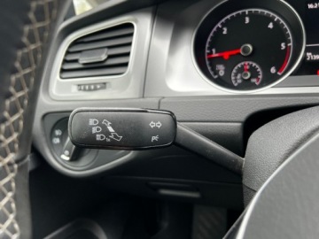 Volkswagen Golf VII Hatchback 3d 2.0 TDI-CR DPF 150KM 2015 Volkswagen Golf Volkswagen Golf VII 2.0 TDI 150KM Lounge BMT 12-2015 2.0, zdjęcie 19