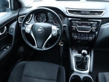 Nissan Qashqai II Crossover 1.2 DIG-T 115KM 2016 Nissan Qashqai 1.2 DIG-T, Salon Polska, Klima, zdjęcie 6