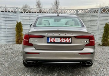 Volvo S60 III Sedan 2.0 T6 310KM 2019 Volvo S60 Volvo S60 T6 AWD Inscription 2.0 Benzyna 310KM, zdjęcie 27