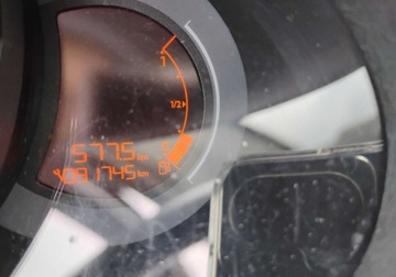 Citroen C3 II 2013 Citroen C3 2013r, 1.2 Benzyna. Uszkodzony lewy bok i lekko prawy tyl. Jezd, zdjęcie 11