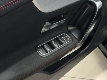 Mercedes CLA C118/X118 2019 Mercedes-Benz CLA 200 AMG Line / Kamera cofania /, zdjęcie 18