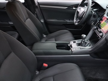 Honda Civic X Hatchback 5d 1.0 VTEC Turbo 129KM 2018 Honda Civic 1.0 VTEC Turbo, Navi, Klima, zdjęcie 8