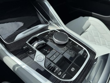 BMW X6 G06 SUV Facelifting 3.0 40i 381KM 2025 BMW X6 xDrive40i Sport Suv 3.0 (381KM) 2025, zdjęcie 9