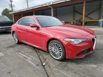 Alfa Romeo Giulia II Sedan 2.0 TBi 280KM 2019 Alfa Romeo Giulia Ti 2019 2.0l 2.0 Benzyna 280KM, zdjęcie 4