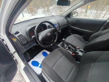 Hyundai i30 I Hatchback 1.4 109KM 2009 Hyundai i30 I 1.4 Benzyna 109KM Manual, zdjęcie 30