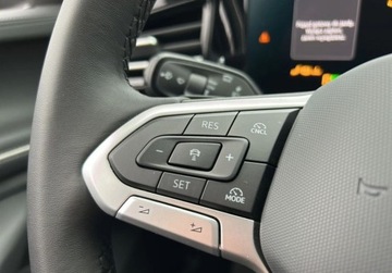 Volkswagen Passat B8 Variant Facelifting 1.5 TSI EVO 150KM 2024 Volkswagen Passat Elegance 1.5 TSI ACT mHEV DSG 1.5 Benzyna 150KM, zdjęcie 13