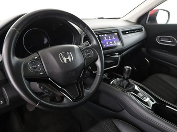 Honda HR-V II SUV 1.5 i-VTEC 130KM 2016 Honda HR-V Executive panorama navi kamera grzane, zdjęcie 13