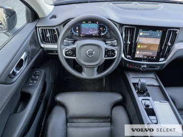Volvo V60 II  Kombi Facelifting 2.0 B4 B 197KM 2024 Volvo V60 FV23 Plus Dark B4 197KM ACC BLIS 360 Har, zdjęcie 18