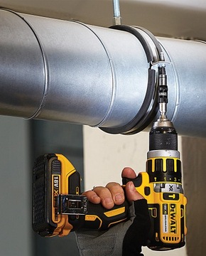 Набор ударных бит 8 шт. DeWALT DT70518T + торсионная угловая рукоятка.