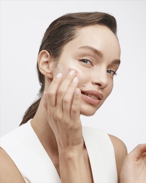 Набор кремов для лица LOREAL Revitalift Filler, 2x сыворотка с гиалуроновой кислотой