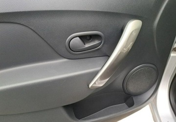 Dacia Sandero II Hatchback 5d TCe  90KM 2015 Dacia Sandero BDB stan - klima - hak - tempomat - czujniki z tylu Benzyna, zdjęcie 16