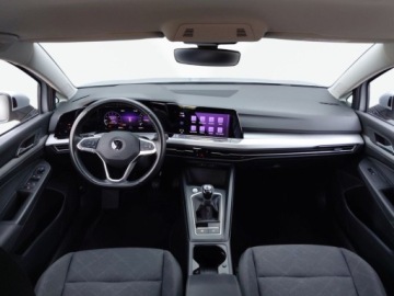 Volkswagen Golf VIII Variant 1.5 TSI 130KM 2022 Volkswagen Golf 1.5TSI 130KM Life SalonPL SerwisASO Acc Led KessyGo Digita, zdjęcie 7