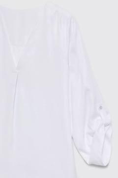 Koszula z dekoltem w serek i podwijanymi rękawami biała S od MOODO
