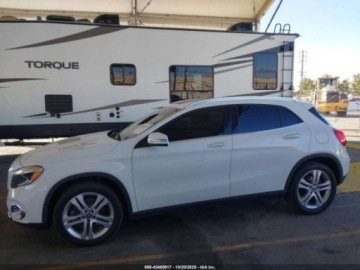 Mercedes GLA I 2017 Mercedes-Benz GLA 2018 MERCEDES-BENZ GLA 250 4MATIC 2.0 Benzyna 208KM, zdjęcie 4