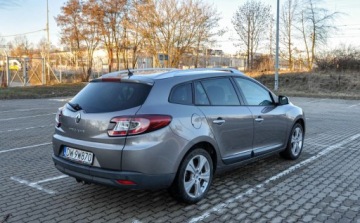 Renault Megane III Coupe-Cabriolet 2.0 16v 140KM 2010 Renault Megane 2,0 (140KM) LPG Automat 2.0 BenzynaLPG 140KM, zdjęcie 3