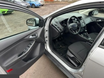 Ford Focus III Kombi Facelifting 1.5 TDCi 95KM 2017 Ford Focus 1.5 TDCi Trend 95KM 2017r, zdjęcie 11