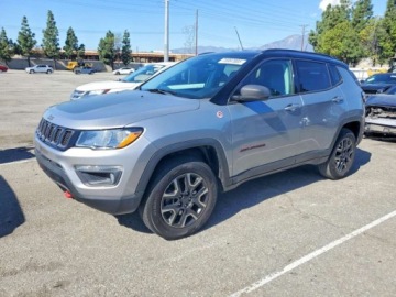 Jeep Compass II 2019 Jeep Compass 2019 r., 2,4L TRAILHAWK 2.4 Benzyna 180KM, zdjęcie 2