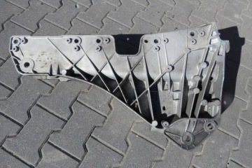 КРЕПЛЕНИЕ ПОДВЕСКИ КАБИНЫ RENAULT T 82311041