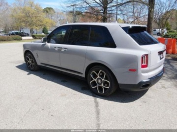Rolls-Royce 2022 Rolls-Royce Cullinan 2022. 6.7 Benzyna 563KM, zdjęcie 2
