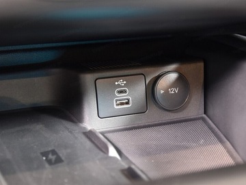 Ford Focus IV Kombi Facelifting 1.0 EcoBoost MHEV 155KM 2025 Od ręki - Titanium X 1.0 EcoBoost 155KM / Pakiet Winter, Driver Assistance, zdjęcie 9