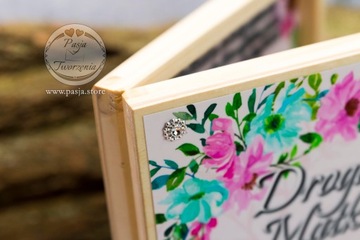 Благодарственная/сувенирная коробка для крестных родителей.