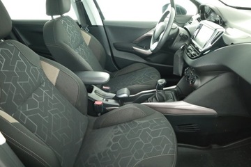 Peugeot 2008 I SUV 1.2 PureTech 110KM 2015 Peugeot 2008 1.2 PureTech, Klima, Tempomat, zdjęcie 6