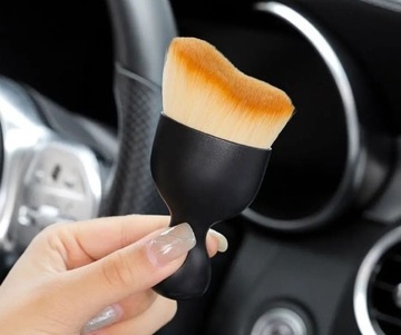 ОЧЕНЬ МЯГКАЯ ЩЕТКА ДЛЯ ЧИСТКИ ВНУТРИ АВТОМОБИЛЬНОЙ ДЕТАЛИ ПИАНО.
