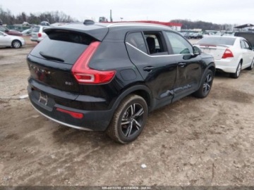 Volvo XC40 2025 Volvo XC 40 B5 Core Bright Theme 2025 2.0 Benzyna 247KM, zdjęcie 5