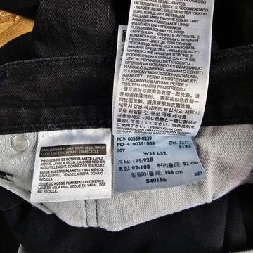 Spodnie Jeansowe LEVIS 559 Proste Męskie Jeans Dżins Denim Czarne 36x32
