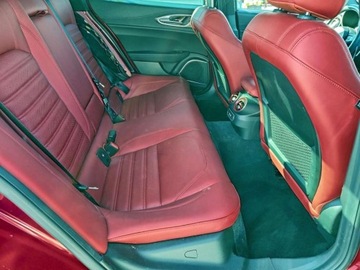 Alfa Romeo Giulia II Sedan Facelifting 2.0 Turbo 280KM 2022 Alfa Romeo Giulia Super 2022 2.0 Benzyna 280KM, zdjęcie 10