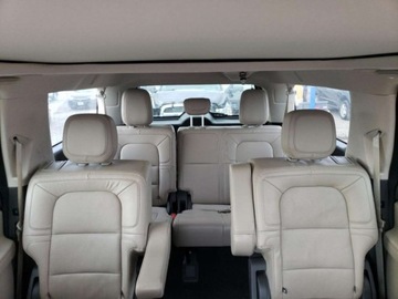 Lincoln Navigator III 2022 Lincoln Navigator 2022, 3.5L, 4x4, L RESERVE, po gradobiciu 3.5 Benzyna, zdjęcie 8