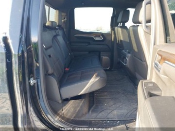 Chevrolet Silverado II 2024 Chevrolet Silverado 1500 High Country 2024 5.3 Benzyna 355KM, zdjęcie 13