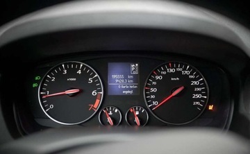 Renault Laguna III Hatchback 2.0T 16v 170KM 2011 Renault Laguna Renault Laguna 2.0 TCe 170 Initiale 2.0 Benzyna 170KM, zdjęcie 23