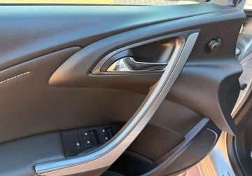 Opel Astra J GTC 1.4 Turbo ECOTEC 140KM 2014 Opel Astra COSMO 1.4T 140ps 6Biegow Xenon LED Tylko96TysPrzebiegu PelnySer, zdjęcie 28