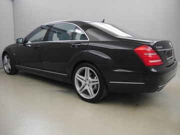 AUDI A8 D4 4H 2011-17 ROK DVEŘE PRAVÝ ZADNÍ KOMPLET
