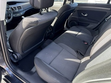 Renault Laguna III Hatchback 2.0 16v 140KM 2009 Renault Laguna Benzyna Climatronic Gwarancja, zdjęcie 12