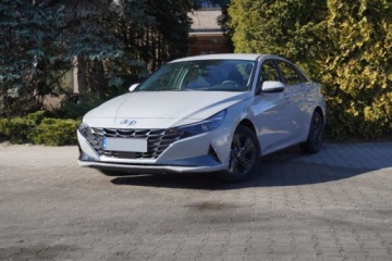 Hyundai Elantra VII Sedan 1.6 MPI 123KM 2023 Hyundai Elantra Smart CVT Kamera Klima 2stref Tempomat AndroidCarPlay