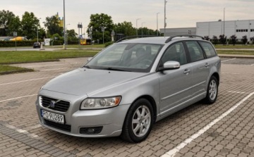 Volvo V50 2.0 TD 136KM 2008 Volvo V50 2,0D Automat Skory Bezwypadkowy 2.0 Diesel 136KM