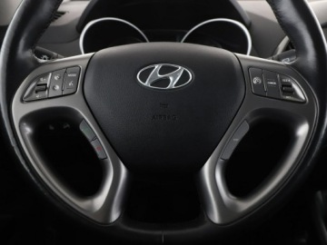 Hyundai ix35 SUV Facelifting 1.7 CRDi 115KM 2015 Hyundai ix35 klima auto grzane fotele czujniki, zdjęcie 20